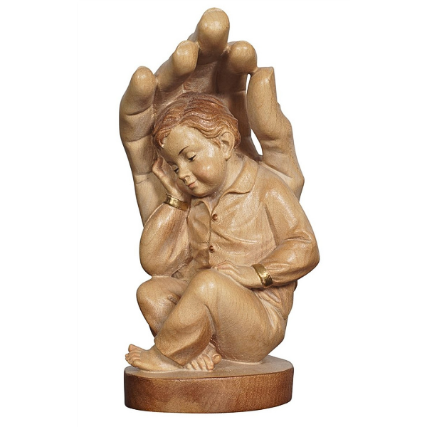 Schuetzende Hand_holzgeschnitzt_Bub_gebeizt