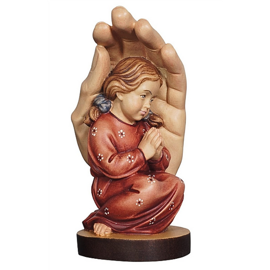 Schuetzende Hand_geschnitzt_Maedchen_color